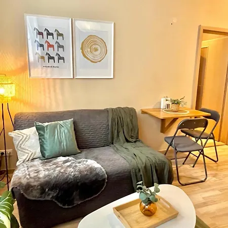 Daire Jenny - Old Town, Free Private Parking, Ac *