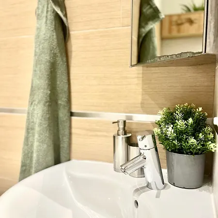 Jenny - Old Town, Free Private Parking, Ac Bratislava