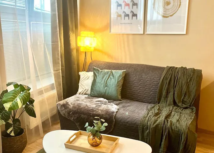 Jenny - Old Town, Free Private Parking, Ac Apartment