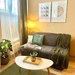Jenny - Old Town, Free Private Parking, Ac Appartement